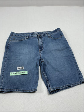 Woman’s Excellent Condition Lee Rider Blue Denim Bermuda Shorts 18M